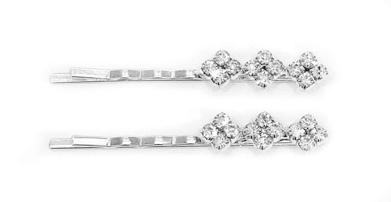 IOco Diamante Hair Clips adorned with rhinestone are sweet and eye-catching. IOco Diamante Hair Clips adorned with rhinestone are sweet and eye-catching.